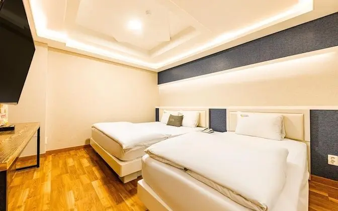 Oda (Suite Twin Room - Breakfast Included )