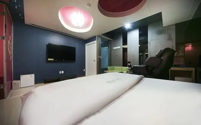 Oda (Special room (couple PC spa massage c)