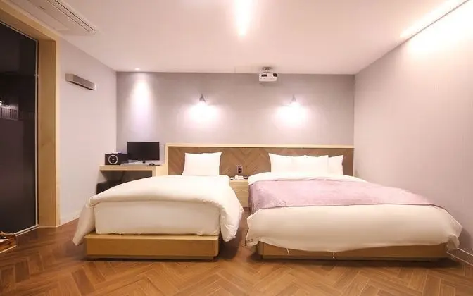 Oda (Full House (Double bed2+Single bed1))