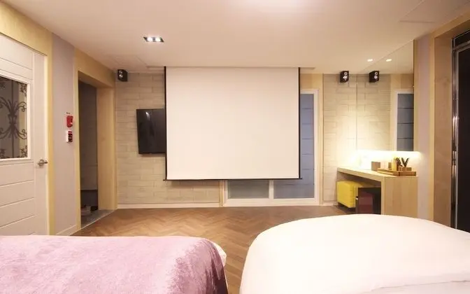 Oda (Full House (Double bed2+Single bed1))