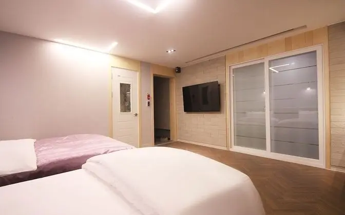 Oda (Full House (Double bed2+Single bed1))