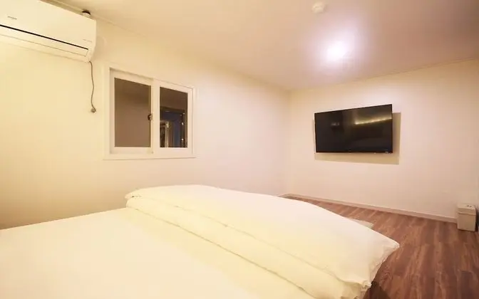 Oda (Full House (Double bed2+Single bed1))