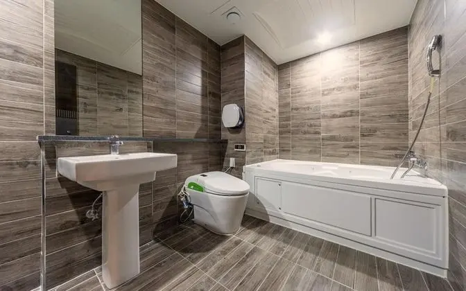 Oda (Royal Suite B (single room sky room j)