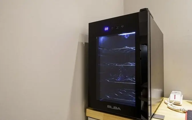 Oda (Suite B (OTT High Performing PC Micro)