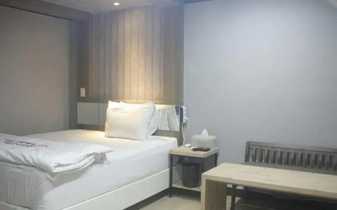 Oda (General Room A (Yongjo X Netflix avai)