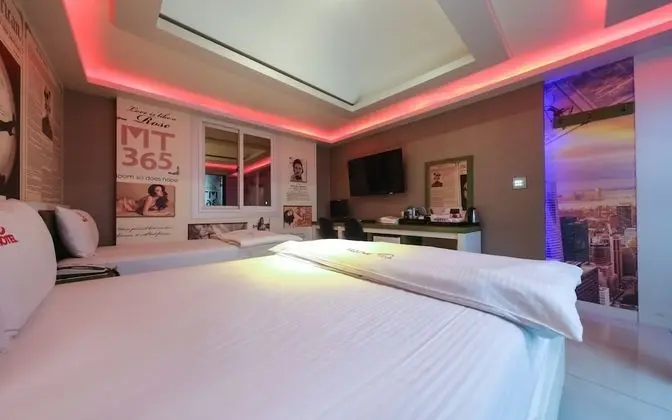 Oda (Twin (Two Beds))