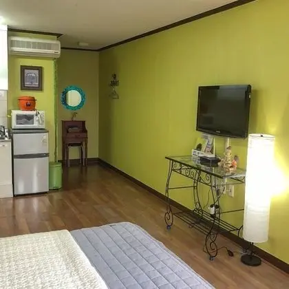 Tek Büyük Yataklı Oda
