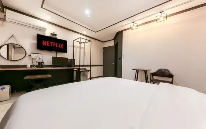 Oda (Standard Double [All rooms can watch )