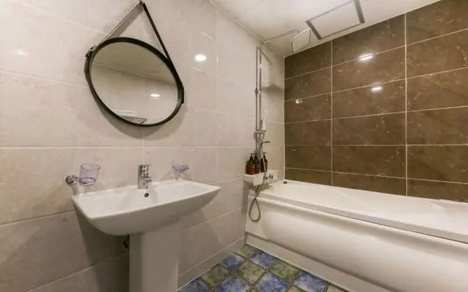 Oda (Standard Double [All rooms can watch )