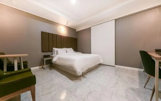 Oda (Styler Double [Available to watch Net)