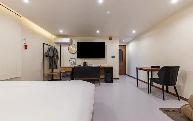 Oda (VIP-massage chair(massage chair65inch)