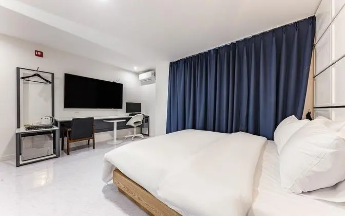 Oda (Superior-Massage(Massage chair65"smar)