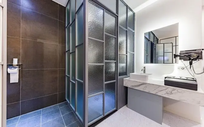 Oda (Superior-Styler(Styler/Netflix/Youtub)