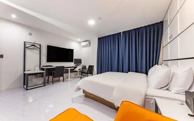 Oda (Superior-Styler(Styler/Netflix/Youtub)