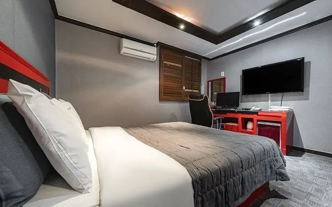 Oda (Deluxe A-1PC (1PC LOL/Overwatch/Netfl)