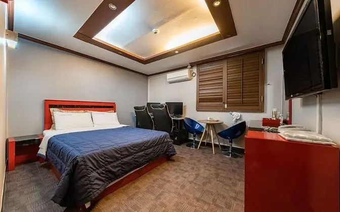 Oda (Deluxe B-2PC (2PC LOL/Overwatch/Netfl)