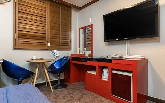 Oda (Deluxe B-2PC (2PC LOL/Overwatch/Netfl)