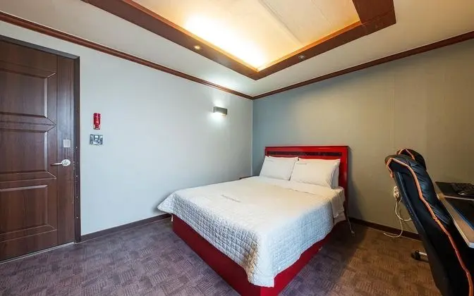 Oda (Deluxe B-2PC (2PC LOL/Overwatch/Netfl)