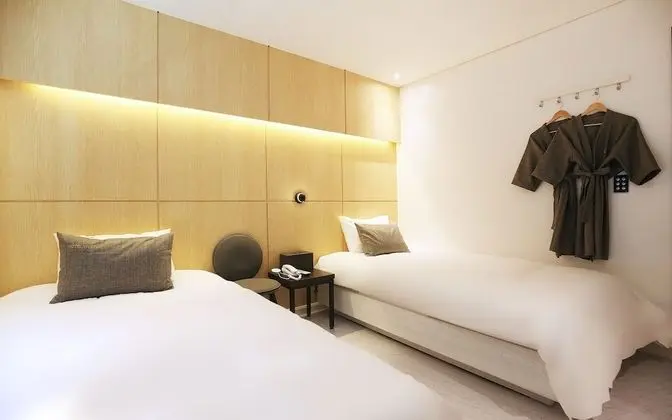 Oda (Business Single Twin-Netflix (PC LOL )