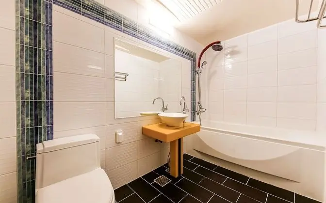 Oda (Love sofa room (You can watch Netflix)