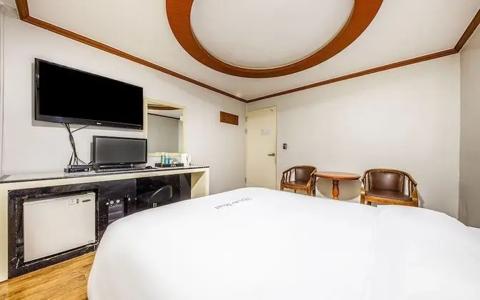 Oda (Standard Room - A (Netflix available))