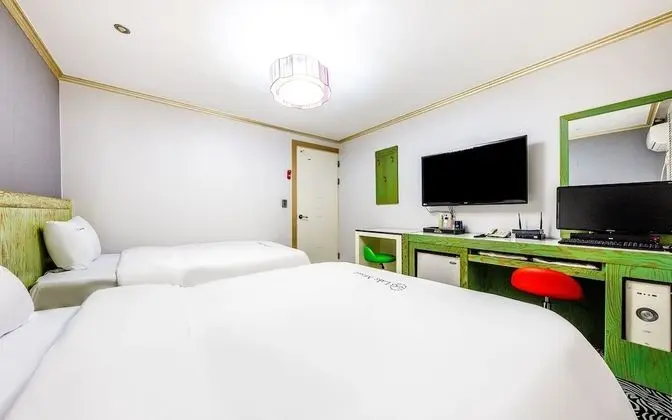 Oda (Twin Room (Netflix Available))