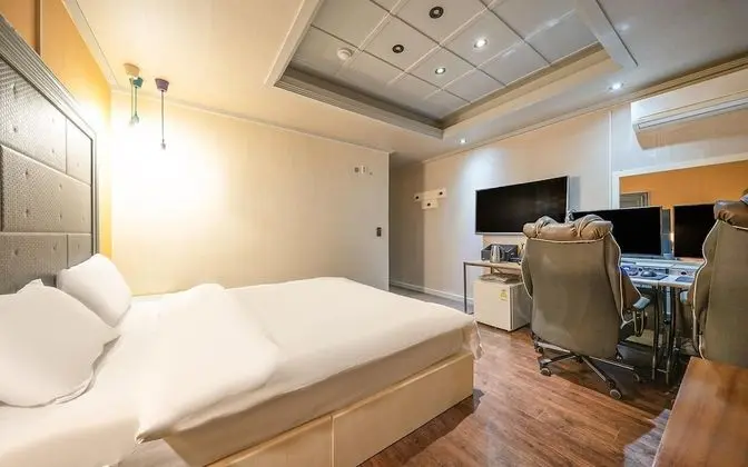 Oda (High Performing 2PC - Netflix Availab)