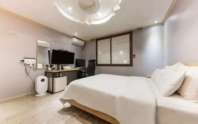 Oda (General room (i5-10th generation 1040)