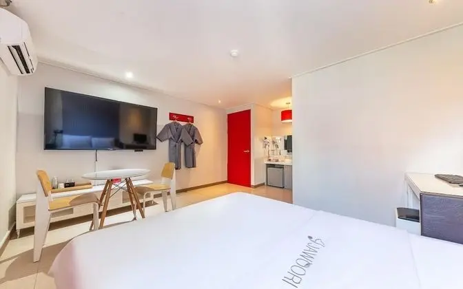 Oda (Deluxe (Netflix available))