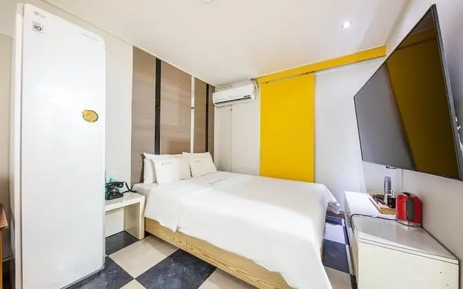 Oda (Junior Suite (one bed styler Netflix )