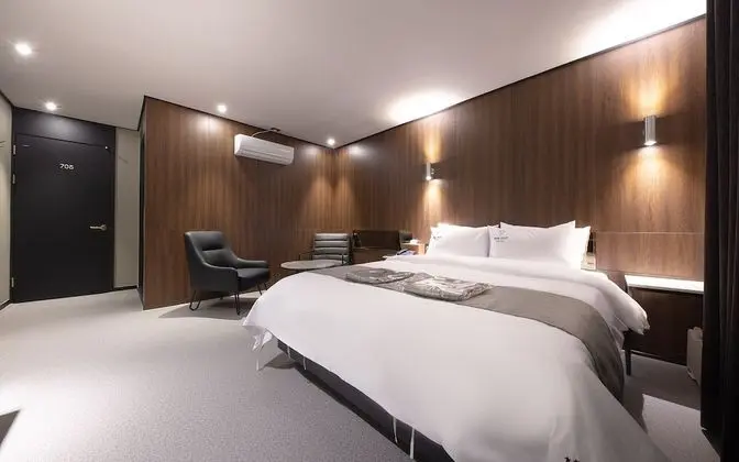 Oda (Standard (Netflix available))