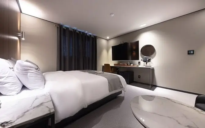 Oda (Standard (Netflix available))