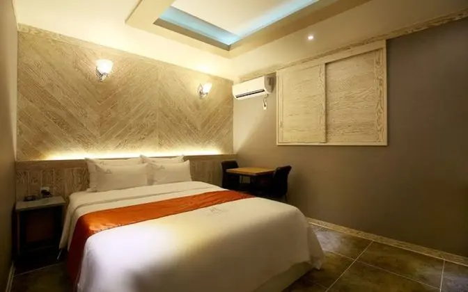 Oda (General room (no hard PC Netflix avai)