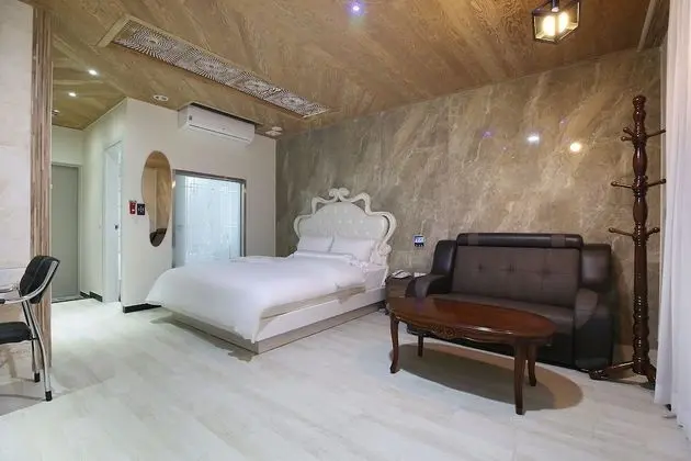 Oda (Drive Room (Free breakfast))