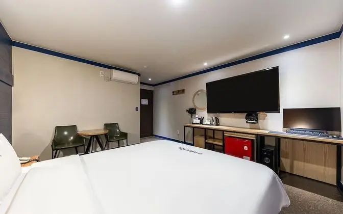 Oda (Standard room (Netflix available 65-i)