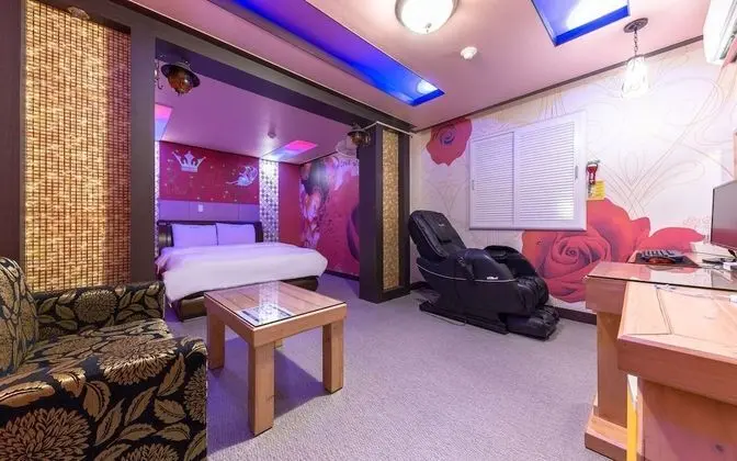 Oda (Special room (game PC spa massage cha)