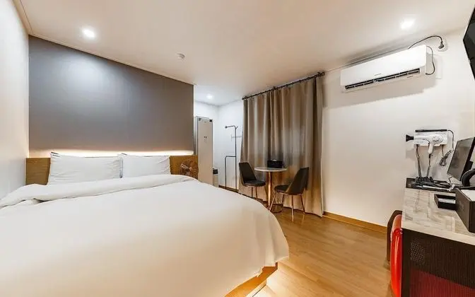 Oda (Premium (Ace Bed Netflix Game PC Sams)