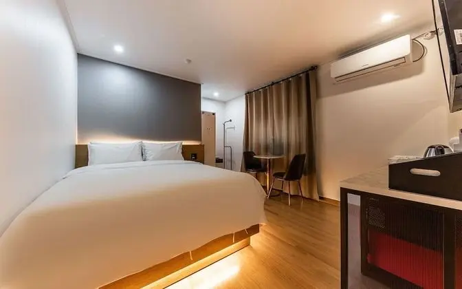 Oda (Premium (Ace Bed Netflix Game PC Sams)