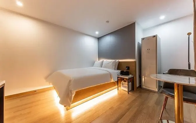 Oda (Premium (Ace Bed Netflix Game PC Sams)