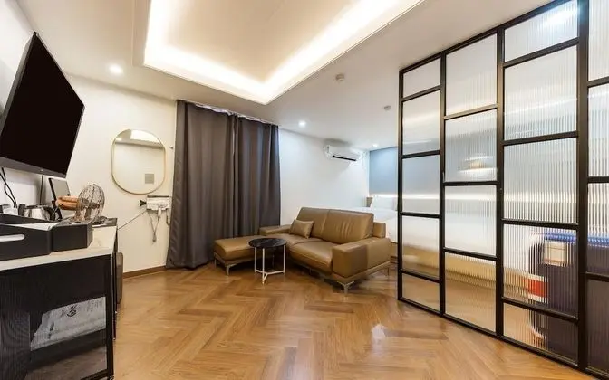 Oda (Suite (Ace bed Netflix game PC Samsun)