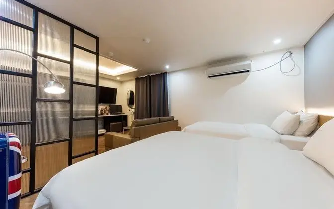 Oda (Suite (Ace bed Netflix game PC Samsun)