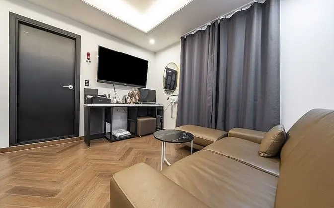 Oda (Suite (Ace bed Netflix game PC Samsun)