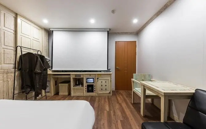 Oda (Cinema (Netflix available))