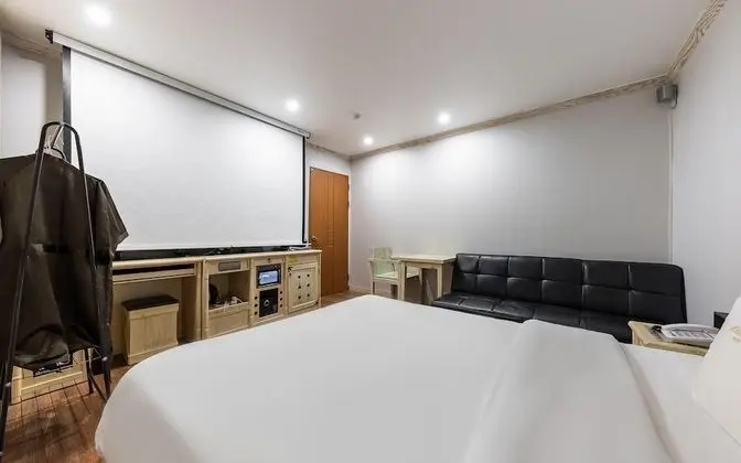 Oda (Cinema (Netflix available))