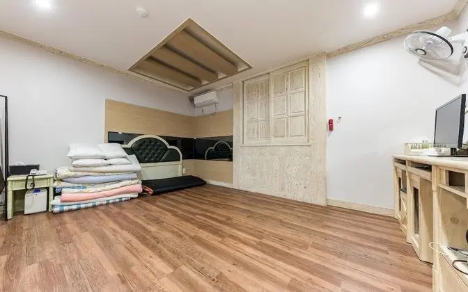 Oda (Node (Netflix available incurring on-)