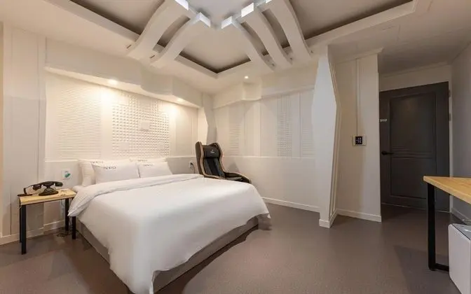 Oda (Massage chair no hard 1pc (Battlegrou)