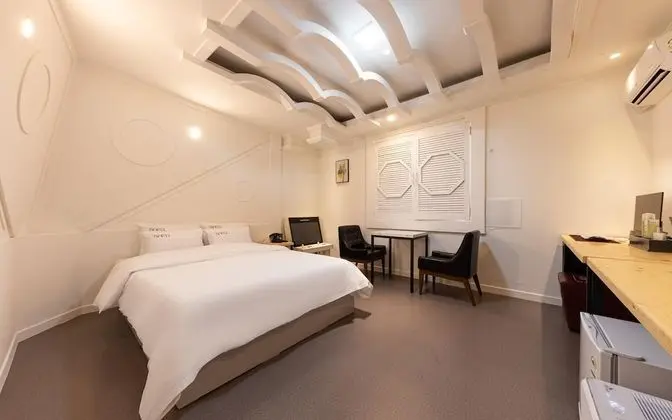 Oda (Standard (air purifier entertainment )