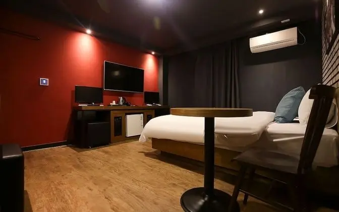 Oda (Special room (Netflix viewing availab)