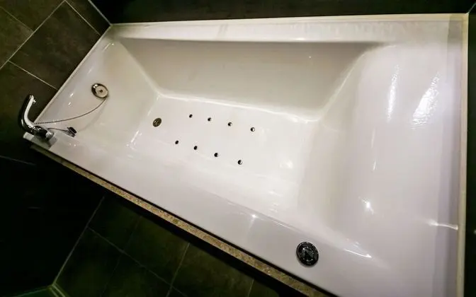 Oda (Deluxe (75-inch TV wave 1PC Netflix a)