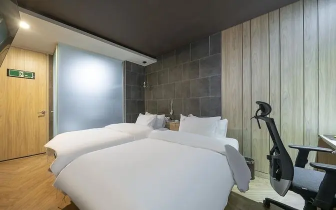 Oda (Deluxe (75-inch TV wave twin 1PC Netf)